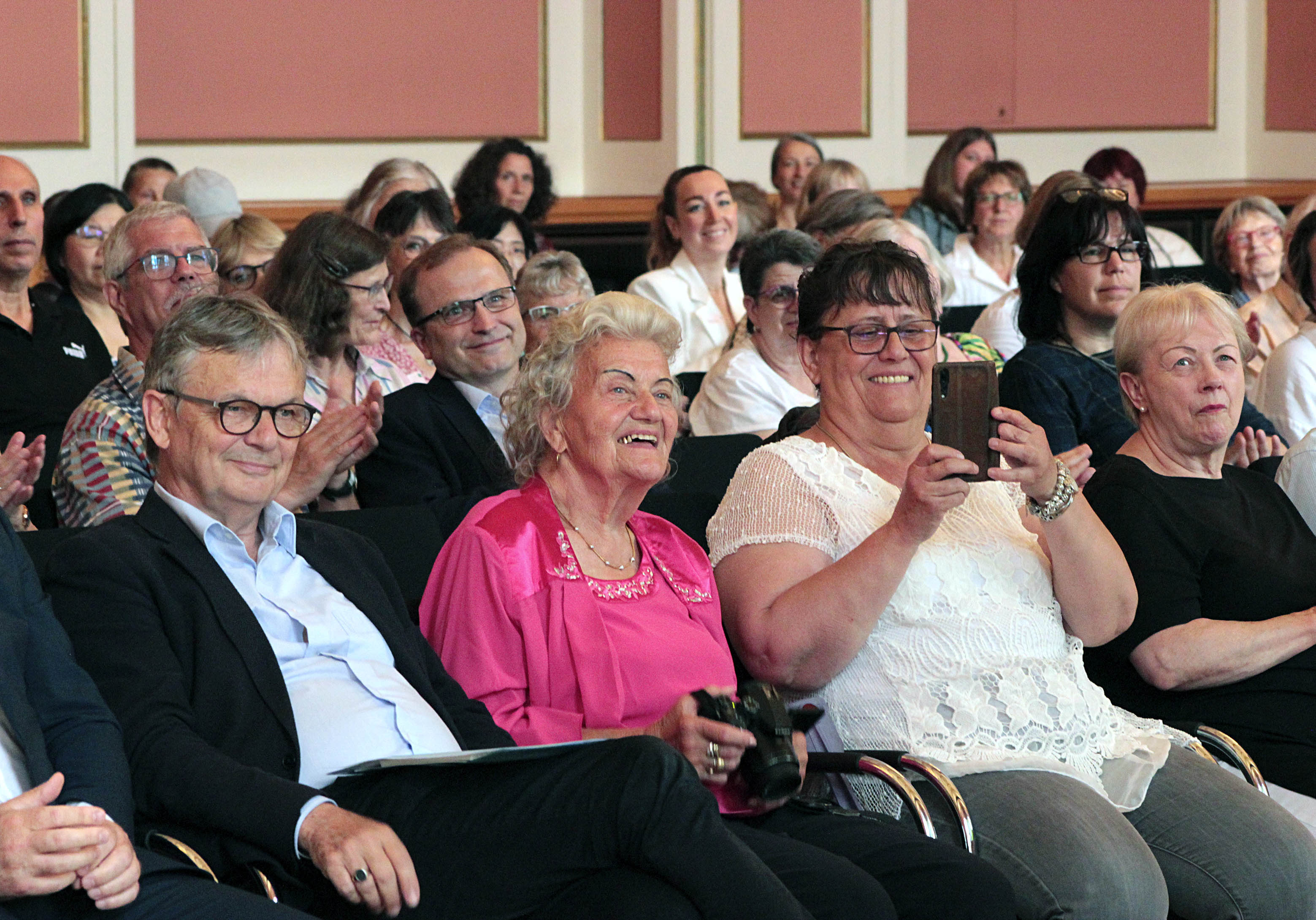 70_berlin_woche-pflegende-angehoerige_ehrengala_2024